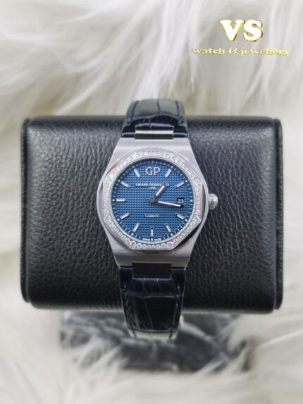 Girard-Perregaux Laureato Diamonds Bezel Steel 34m (2019 year)