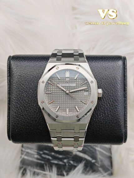 Audemars Piguet Royal Oak 15500ST 41mm (2019 year)